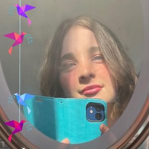 Meet your Posher, Dana